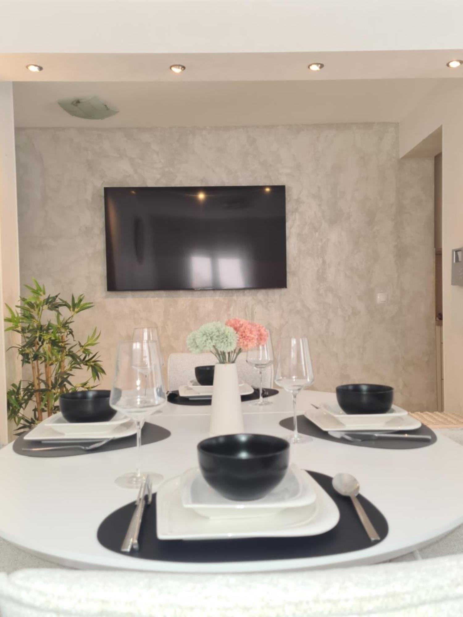 Modern Apartment Near The Sea-Mise Trogir Exteriör bild